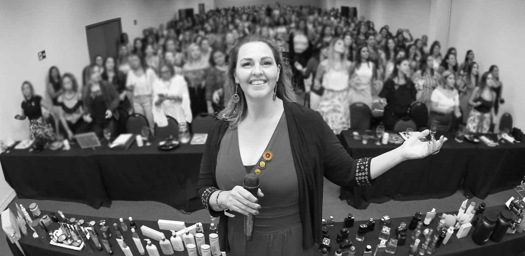 Faça dinheiro agora com sua rede de amigos! Faça dinheiro agora com sua rede de amigos!